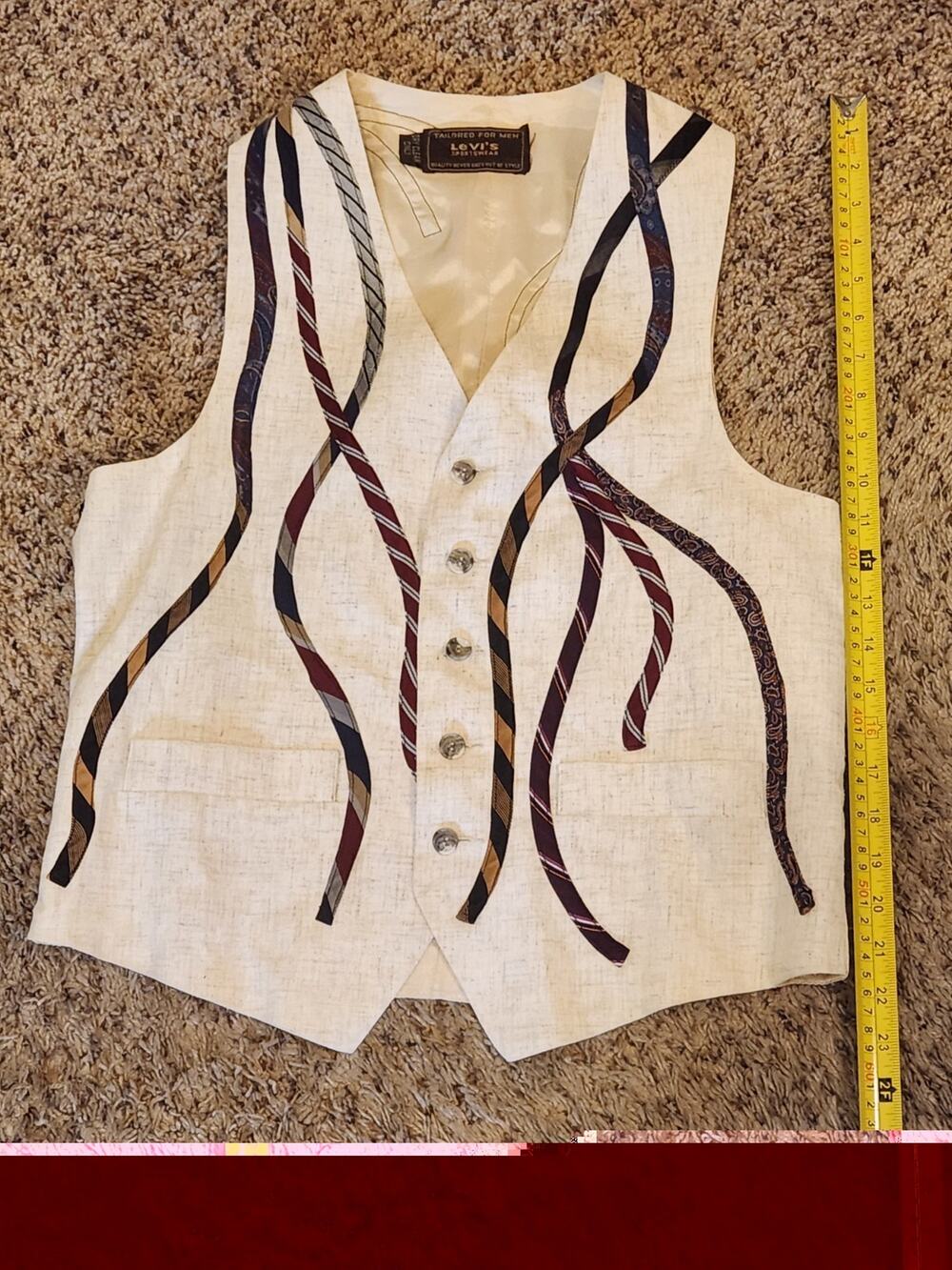 Vintage Levi’s Sportswear Tailored Necktie Print Vest Cream Novelty Waistcoat